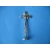 Krzyż metalowy stojący tradycyjny kolor srebrny 17,5 cm